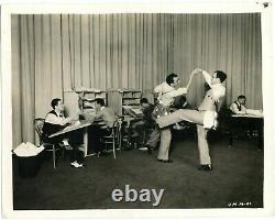 DISNEY, Mickey Mouse and Minnie, staff posing to draw for dance scene, f18239