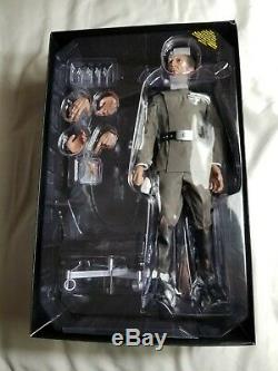 Disney Star Wars Grand Moff Tarkin Hot Toys MMS433 1/6 Scale Collectible Figure