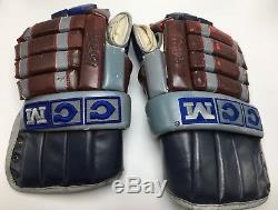 Disney The Miracle Screen Used Hockey Gloves with COA 2004 Movie Prop