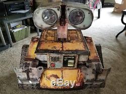Disney's WALL-E Talking Movie Theatre Display (Rare)