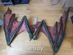 Dragon screen used props for your highness and Disney series the quest