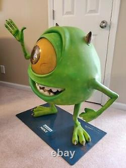 Mike Wazowski Life Size Toys R Us Statue Prop Very Rare Monsters Inc Display
