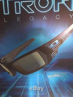Oakley 3D Gascan Glasses Limited Edition Tron Legacy Disney Movie 2 Side Poster