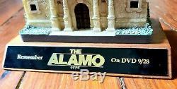 Vintage 2004 The Alamo Movie Promo Statue Davy Crockett Jim Bowie Disney Clock