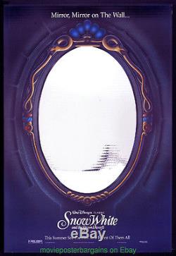 Affiche De Film De Neige Blanche Menthe 27x40 R1993 Miroir De Miroir Mylar Advance Style
