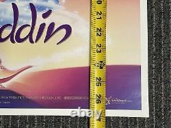 Affiche de film officielle Aladdin de Disney 1992 (18x27)