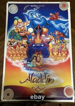Affiches De Cinéma Disney (lot Of 8) 90s Originals Et Réimpressions Avec Boîtier De Tube En Plastique
