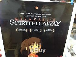 Boite De 25 Loin Spirited Affiche Du Film 27x40 Une Feuille De Disney Miyazaki