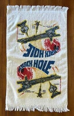 Ensemble de serviettes et de gants de toilette Vintage Disney's The Black Hole (Le Trou noir) - 3 pièces