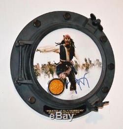 Johnny Depp Signé Pirates Des Caraïbes, Disney Prop Coin, Coa DVD Uacc Porthole