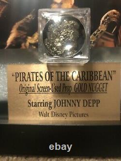 Johnny Depp Signé Pirates Of Caribbean Disney Prop Gold Nugget, Watch Coa