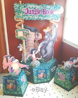 Le Livre De Walt Disney The Jungle En Carton Promotionnel Standee D'une Scène De La Jungle