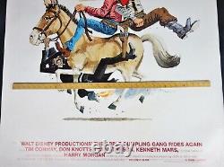 Poster de film XL de 1979 de la bande des beignets aux pommes qui revient en selle - Western Disney.