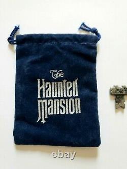 Vintage 2003 The Haunted Mansion Movie Promo Hologram Metal Keychain Disney